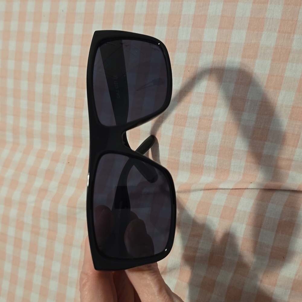 Until Sundown Black sunglasses